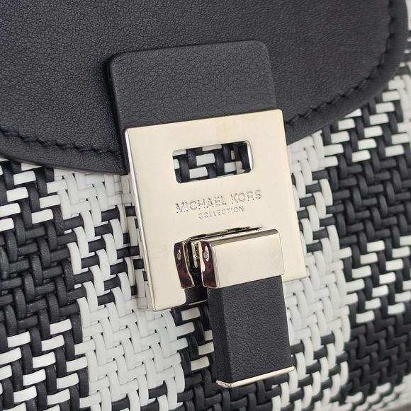 Michael Kors Collection Bancroft Medium Shoulder Bag - Picture 2 of 8